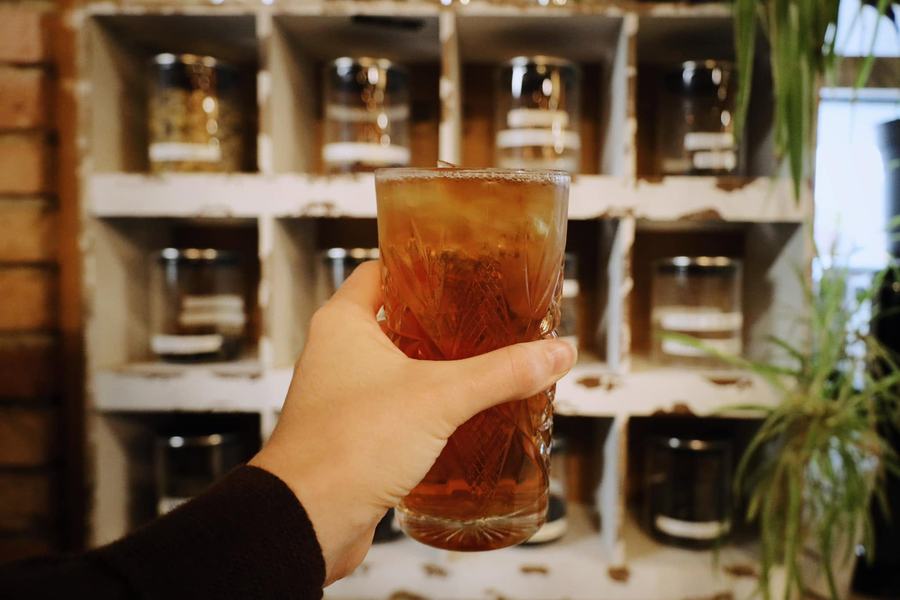 Loose leaf tea and coffee jar wall